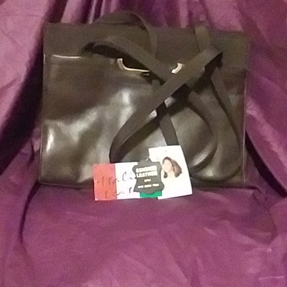 Bundle - Picture 6 of 7